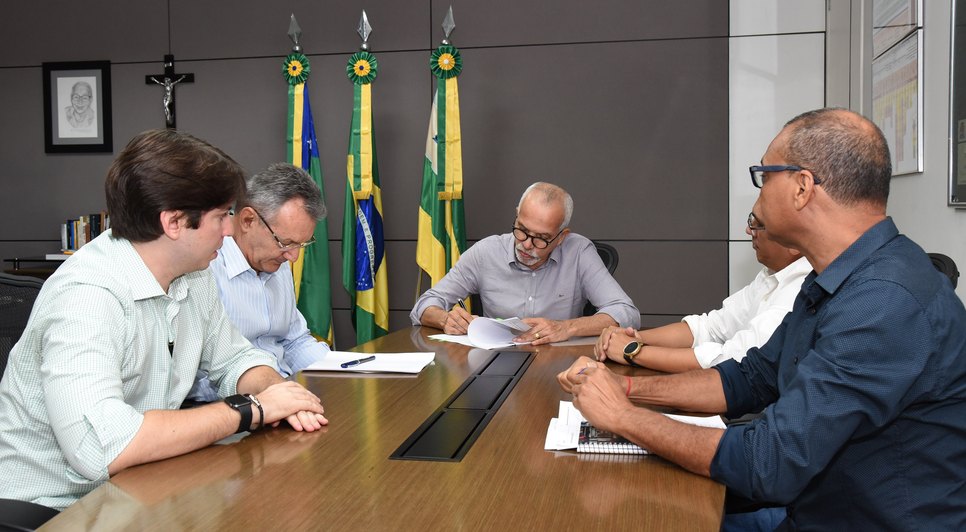 DECRETO EDVALDO IPESAÚDE / Foto: Ana Lícia Menezes/PMA