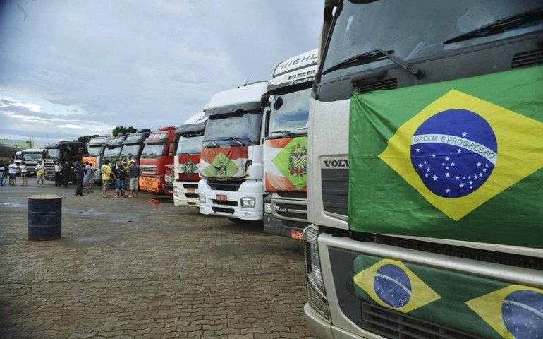 Líderes de caminhoneiros minimizam protestos e defendem resultado da eleição