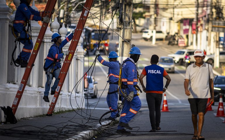 Maceió é a primeira capital do Brasil a ter projeto contínuo para ordenamento de fios urbanos