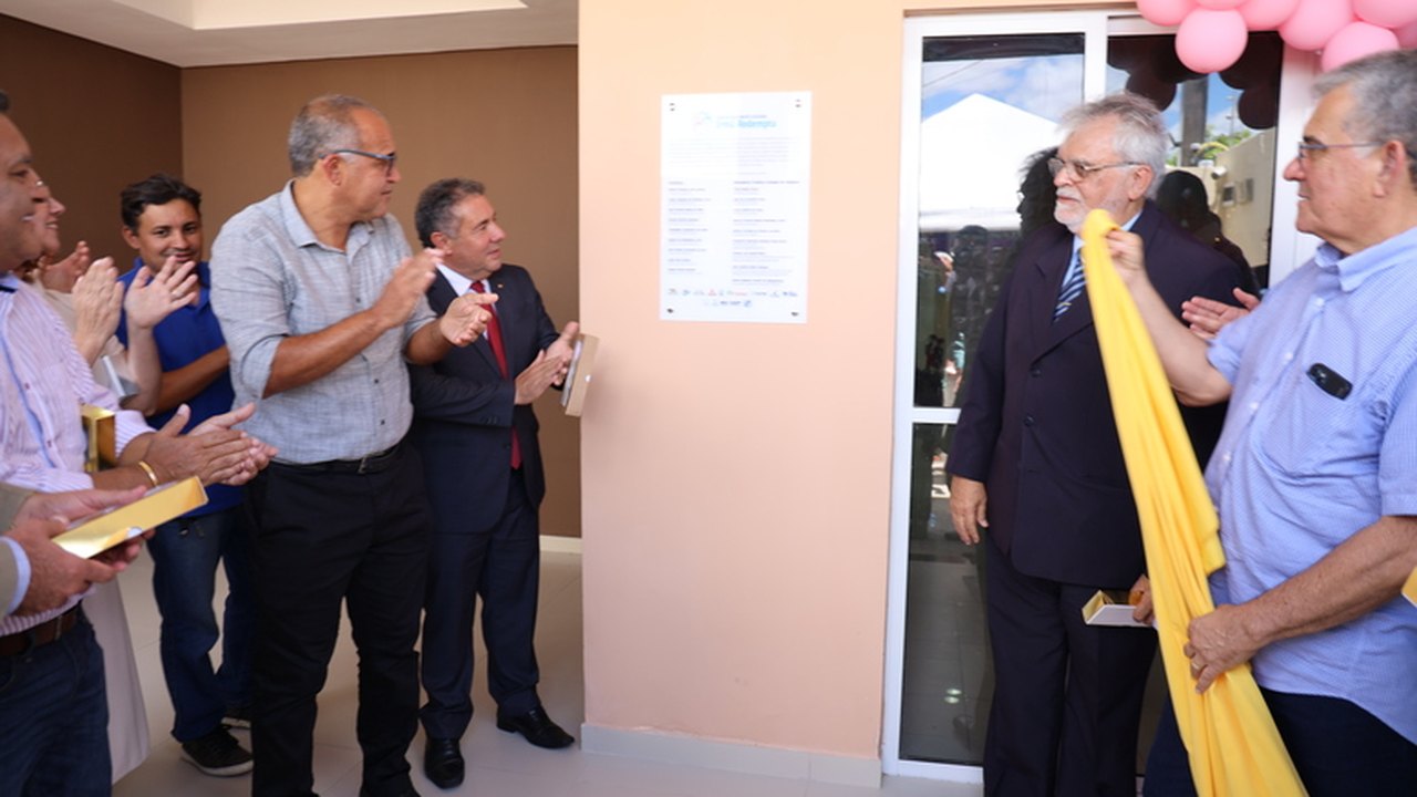 PGJ Márcio Roberto e promotores de Justiça participam da inauguração da casa de acolhimento de São José da Tapera