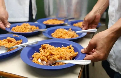 Brasil completa 1 ano fora do Mapa da Fome, mas desafios persistem