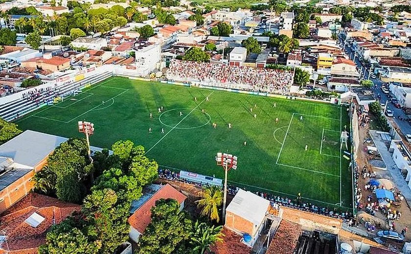 CSE recebe a visita de Paulo Zagallo e busca classificação diante do CSA; jogo acontece neste sábado