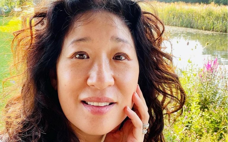 Sandra Oh revela que fama em &#8216;Grey&#8217;s Anatomy&#8217; gerou problemas em sua saúde