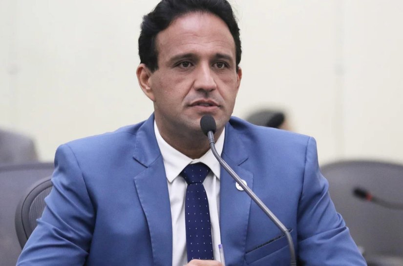 Deputado Mesaque Padilha protocola projeto de lei que promove a empregabilidade de mães atípicas em Alagoas