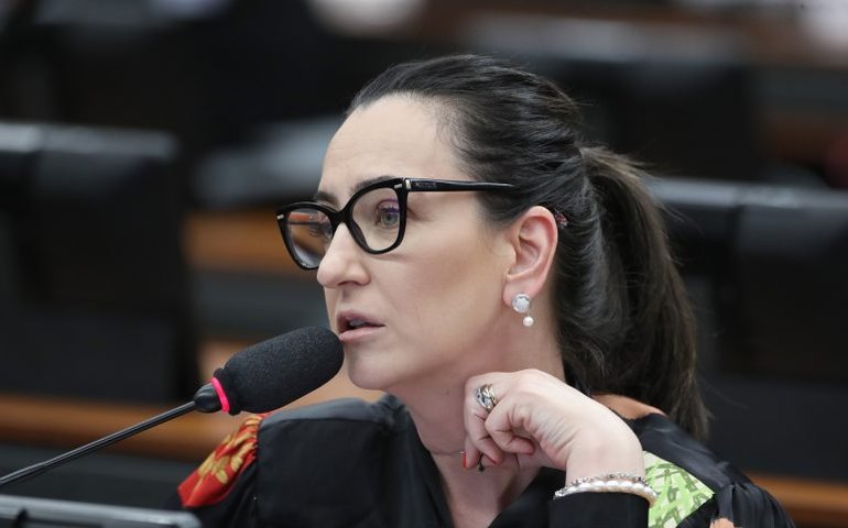 Comissão aprova projeto que pune quem não denuncia violência contra pessoa com deficiência