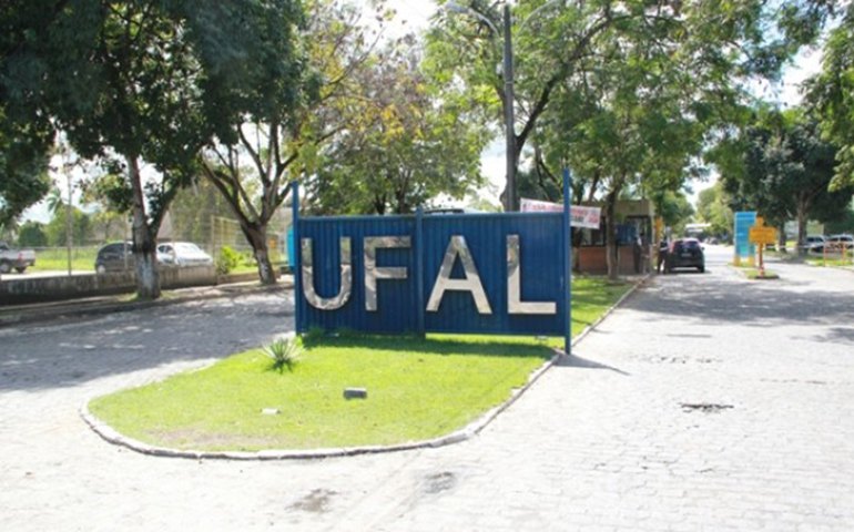Chá de Memória terá lançamento de livro de professor da Ufal