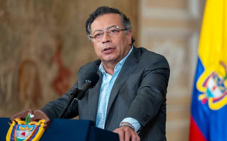 'Foram sequestrados': Petro exige explicações da Ucrânia sobre mercenários colombianos