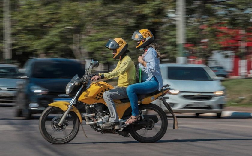 Projeto permite uso de aplicativo de transporte para mototáxi