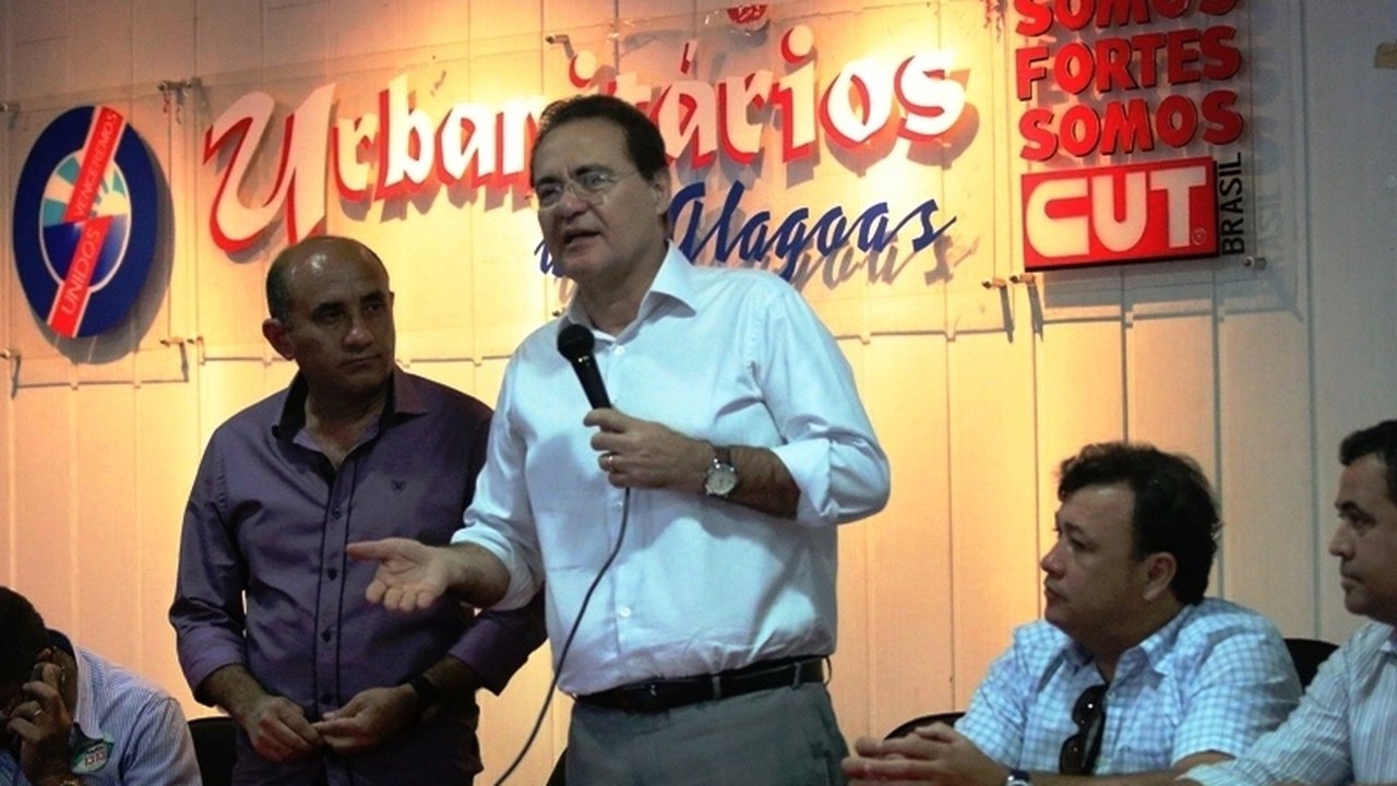 Renan participa de reunião com guardas municipais em Alagoas