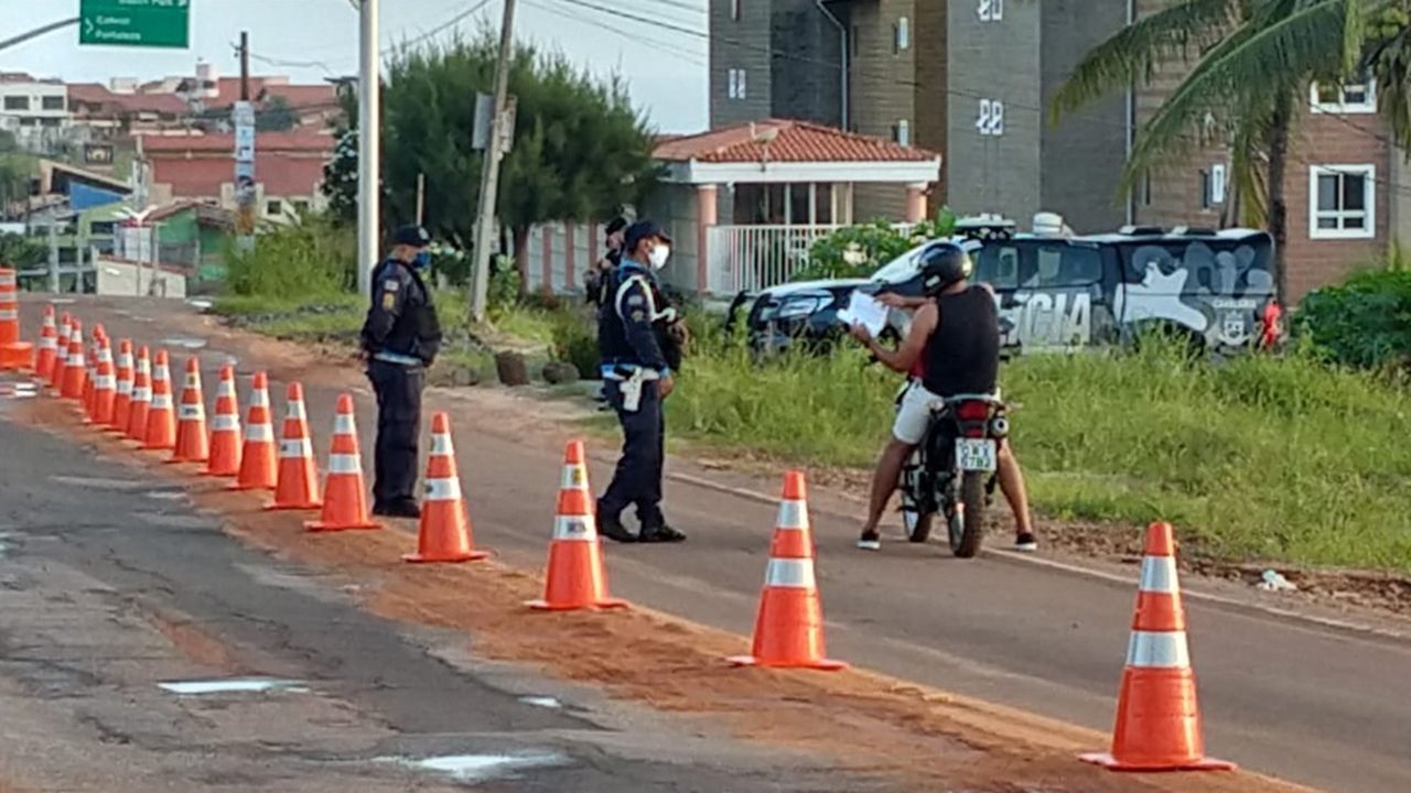 Bloqueio total já atinge ao menos 6,8 milhões de brasileiros