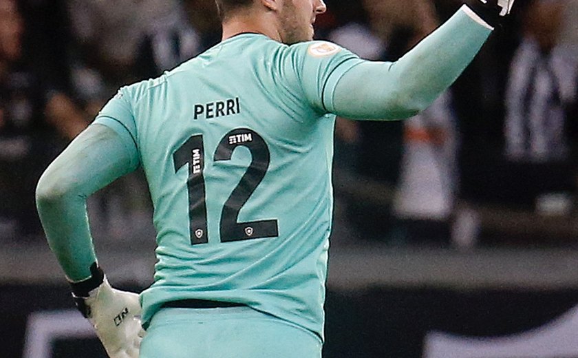 Botafogo se despede de goleiro Lucas Perri e do zagueiro Adryelson, oficializados no Lyon