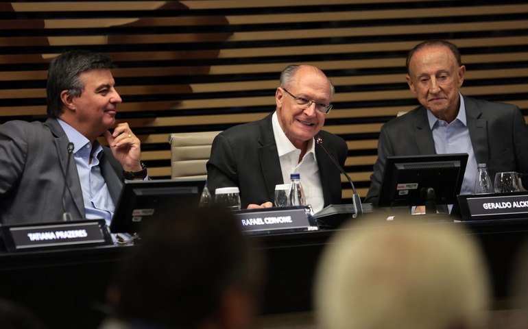 Alckmin diz que redução da jornada de trabalho é tendência mundial