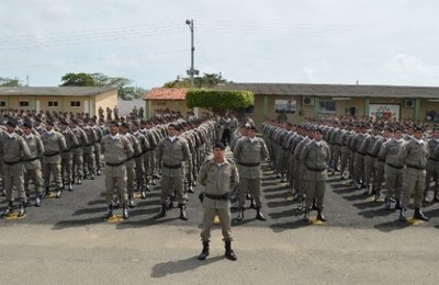 Emoção e vibração marcam cerimônia de formatura dos novos soldados da PM