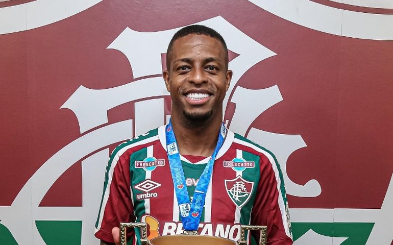 Keno sofre entorse em treino e entra na lista de lesionados no Fluminense