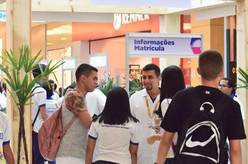 Estudantes da Escola Sesi/Senai de Maceió apresentam projetos inovadores