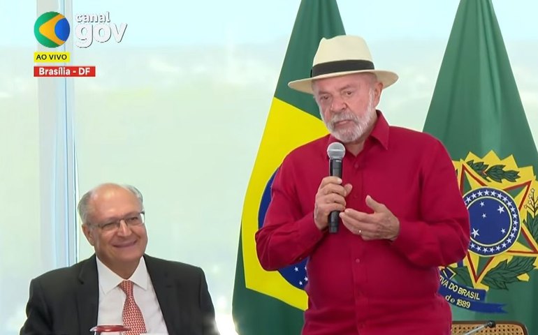 Governo melhora condições e dobra crédito para compra de caminhões