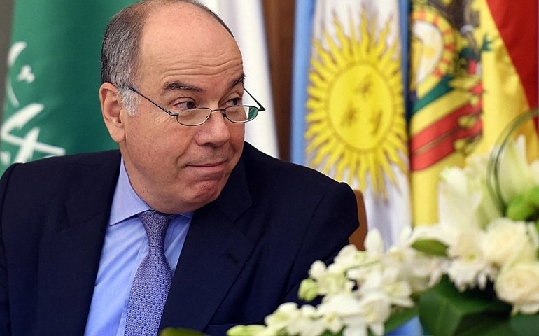 Em Cúpula Ibero-Americana, Vieira defende papel do Brasil no exterior