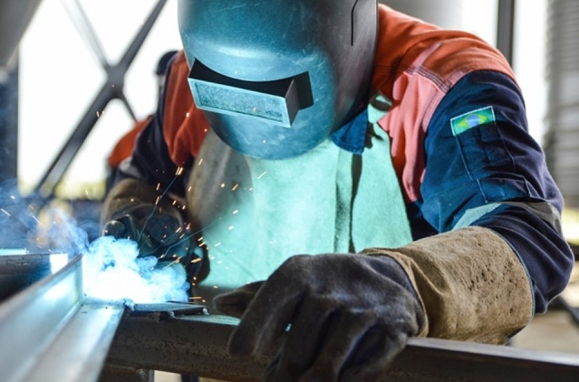 Indústria da cadeia da Química e do Plástico será inaugurada em novembro