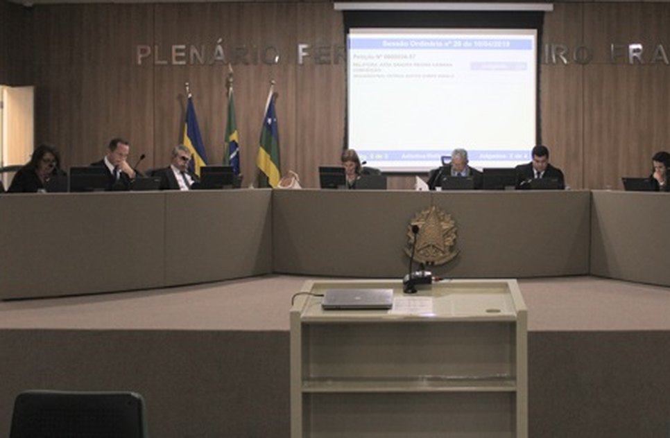 TRE DECISÃO VALDEVAN NOVENTA