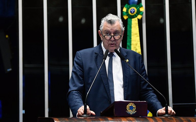 Heinze cobra agilidade na renegociação de dívidas de agricultores do RS