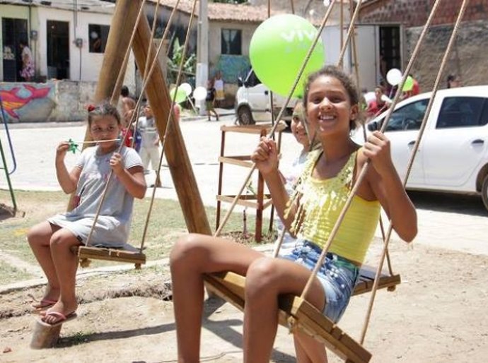 Reforma de praça leva mais qualidade de vida para o Carminha
