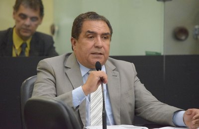 Inácio Loiola esclarece necessidade de flexibilização para funcionamento de salão de beleza, barbearias e similares