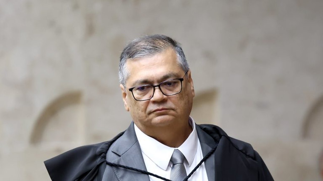 Dino aciona PF para investigar suspeitas de irregularidades em gastos de ONGs com emendas parlamentares