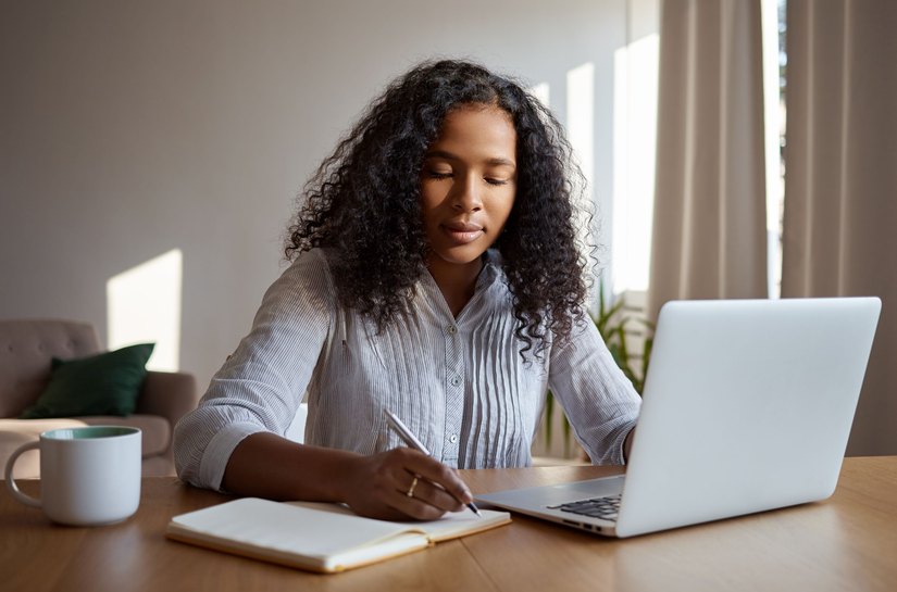 Comunicação estratégica na prática: Kultivi lança curso gratuito que integra copywriting, storytelling e narrativa