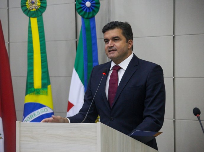 Rui lamenta rejeição de projeto que garantia isenção automática de IPTU para beneficiários do Minha Casa, Minha Vida