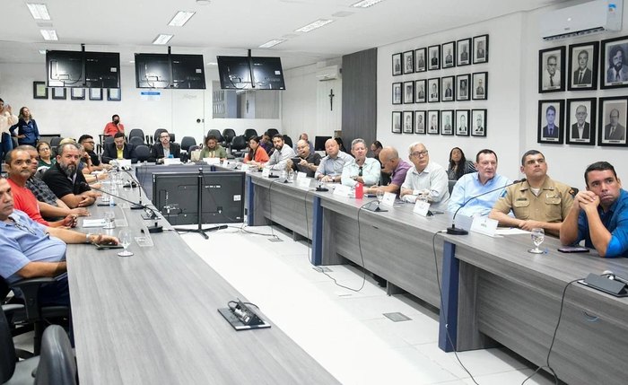 Reunião com o comitê para negociação do reajuste salarial dos servidores do Executivo