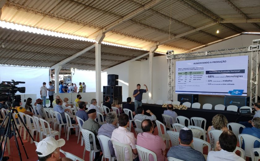 Alagoanos prestigiam a 38ª Expo Bacia Leiteira no Sertão 