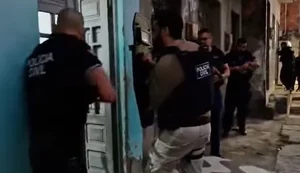 Operação mira grupo suspeito de assaltos e extorsões contra garotas de programa