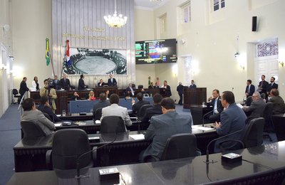 Parlamento alagoano contabiliza intensa atividade no último ano legislativo 