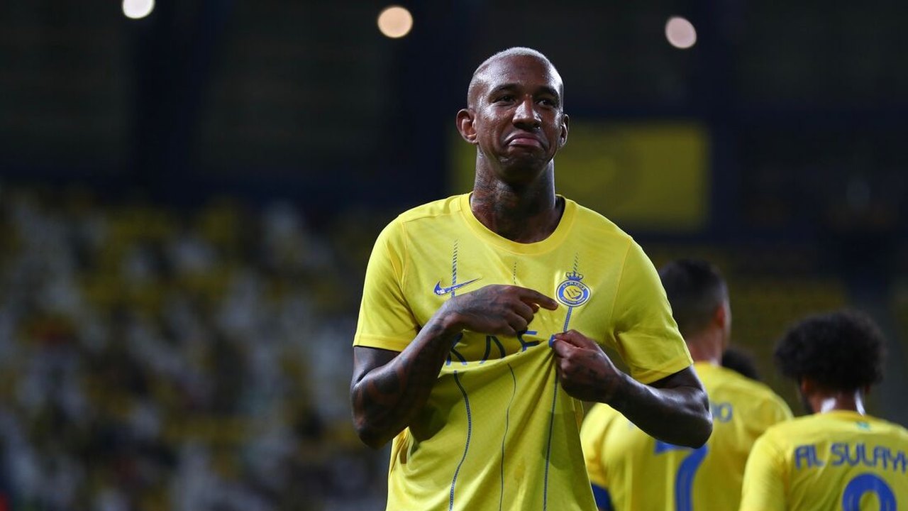 Mesmo titular e de contrato renovado, Talisca pode deixar o Al-Nassr rumo ao Catar