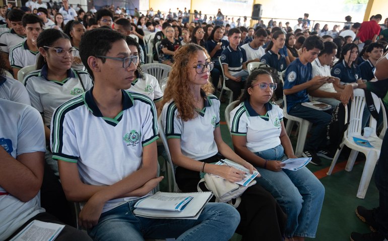 Secretaria de Estado da Educação promove Dia D de inscrições para o Enem em 30 de maio