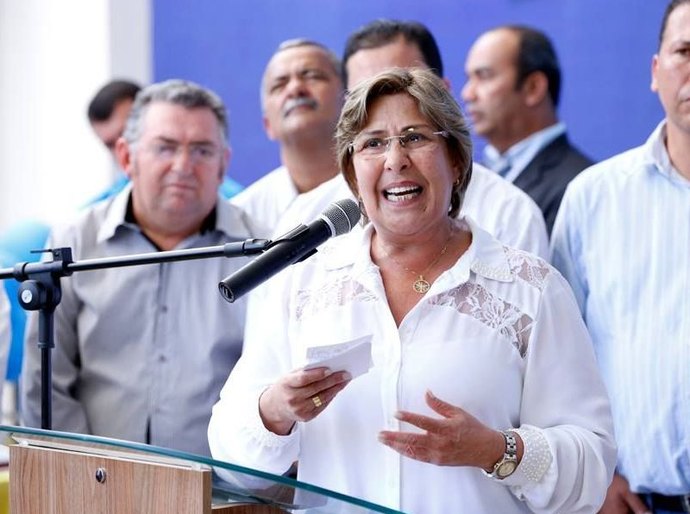 Célia Rocha anuncia pagamento de 13° salário nesta terça e quarta