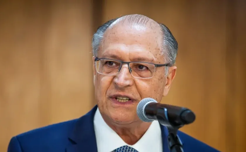 'Não teremos mais dificuldade nas negociações com EUA por condenação de Bolsonaro', diz Alckmin