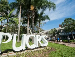 Prova de redação online acontece nos dias 10 e 11 de junho. Giordano Toldo / PUCRS 