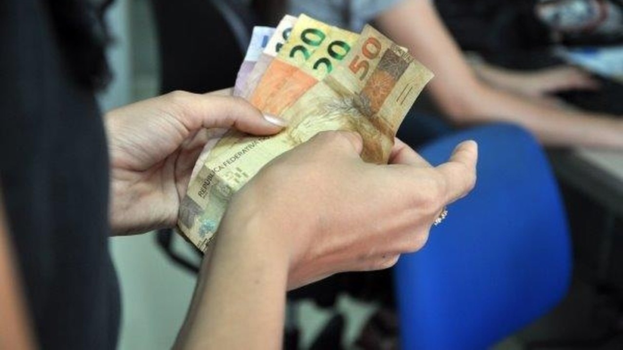 Governo de Alagoas paga a primeira faixa salarial nesta sexta-feira (30)