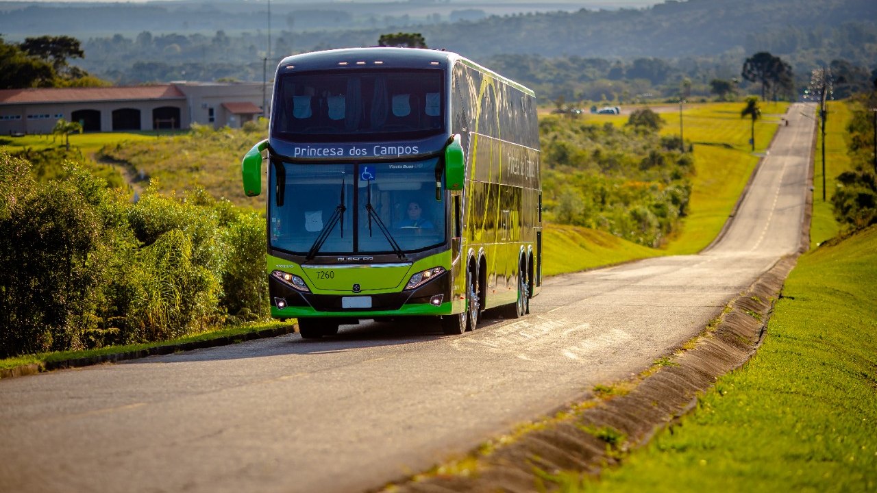 Pesquisa indica ônibus como principal meio de transporte dos viajantes no Brasil