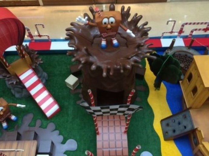 'Oceano de Bolinhas' e 'Estação da Imaginação' no Parque Shopping