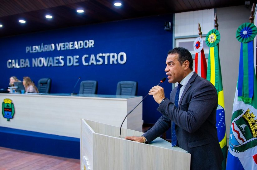 Vereador cobra do Governo a conclusão da obra no ambulatório Denilma Bulhões, no Benedito Bentes