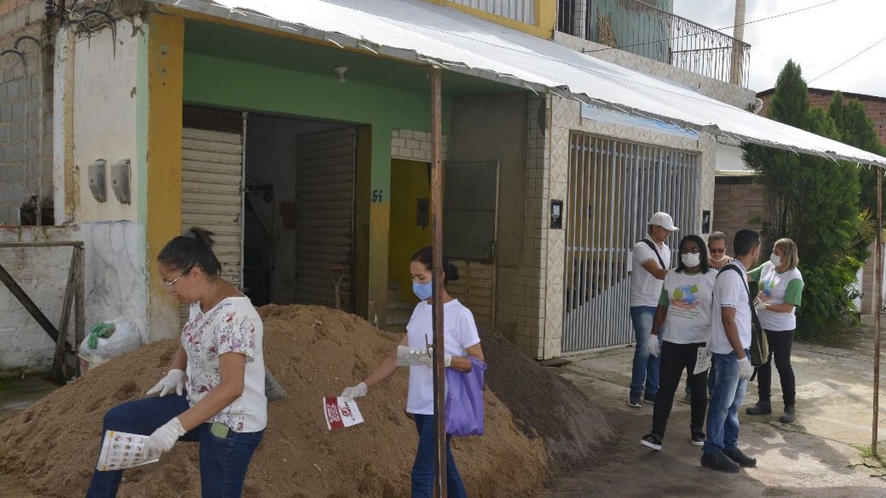 Saúde e Meio Ambiente de Anadia promovem ação de conscientização de combate ao Aedes Aegypti