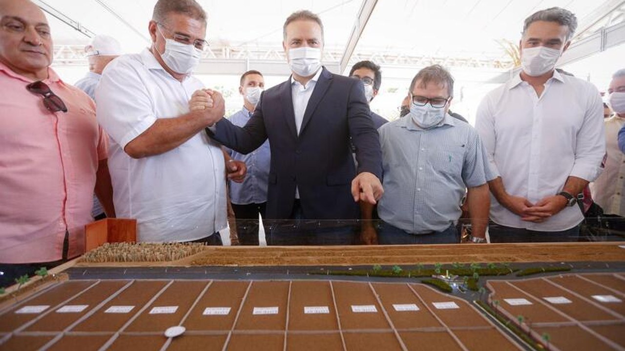 Durante visita a Expo 21, em São Miguel dos Campos, governador reafirma apoio ao potencial econômico do município