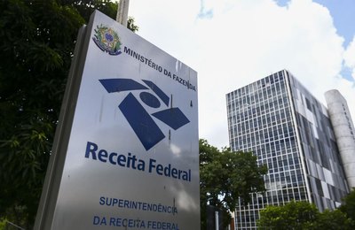 Receita regulariza CPFs com pendências para pagamento de auxílio