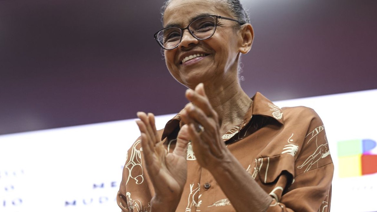Marina Silva recebe maior condecoração da França em Brasília