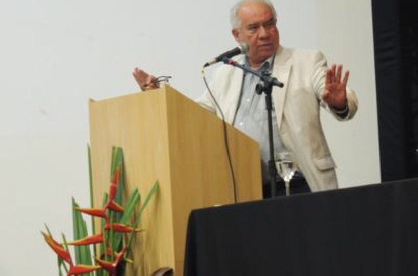 Prefeito anfitrião do Diálogo revela entraves do turismo na cidade