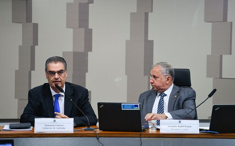 Institutos de transparência e sindicatos patronais divergem sobre ‘Lei do Lobby’