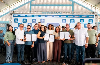 Governador autoriza início da construção do aeroporto em Delmiro Gouveia e seis creches Cria