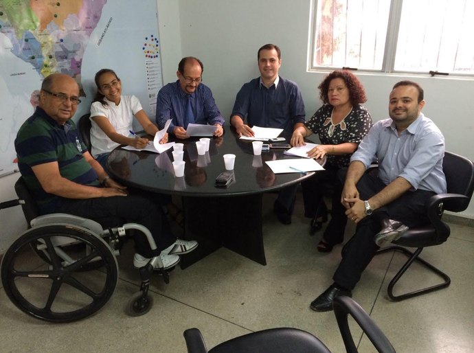 Mais de 700 pacientes estão deixando de se tratar por falta do passe-livre